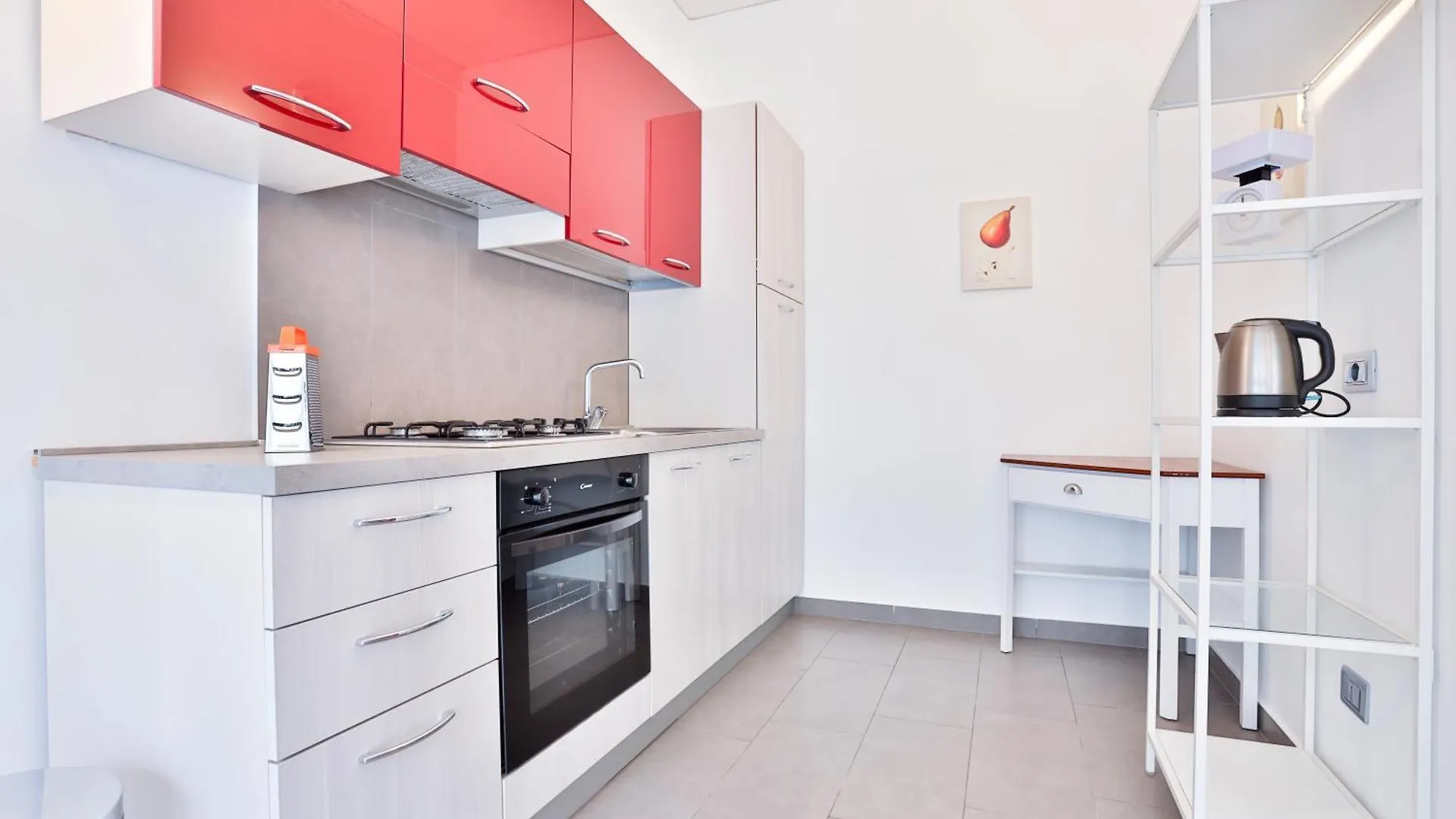 Casa Chiara - Materdei & Salvator Rosa Metro Apt Naples Apartment